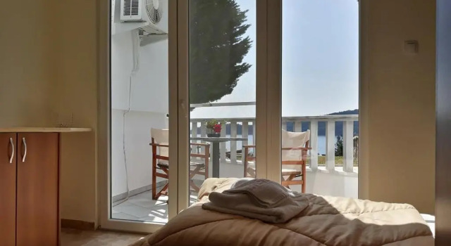Номер Comfort Kinira Beach Hotel