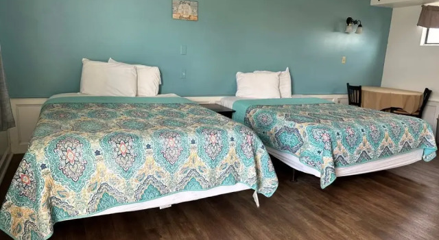 Четырёхместный номер Deluxe Nautical Motel