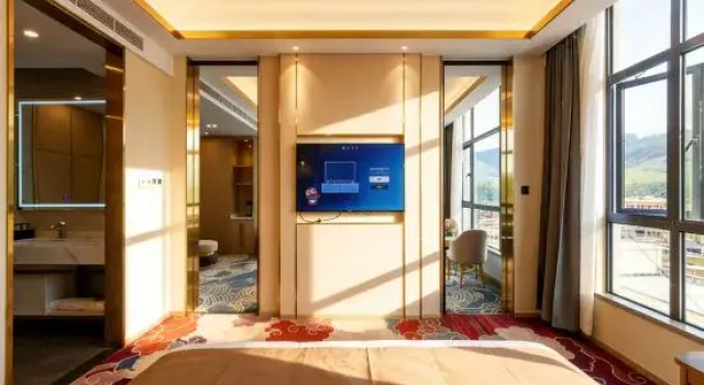 Люкс Deluxe Futianhai Holiday Light Luxury Hotel