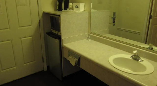 Номер Standard Days Inn by Wyndham Ocean Shores