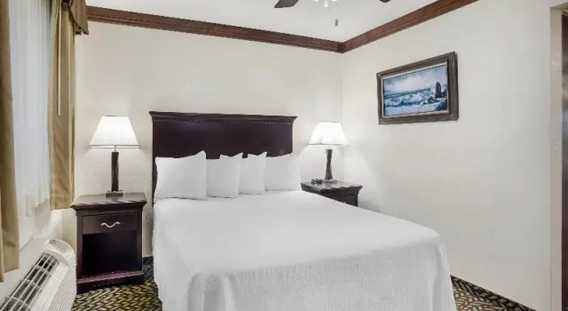 Семейный номер Standard с 2 комнатами с балконом Best Western Plus Yosemite Gateway Inn