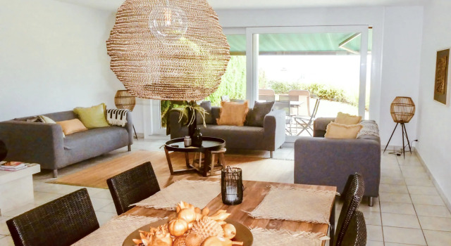 Casa Bellevue, Varaa Hotelli Grandvaux 