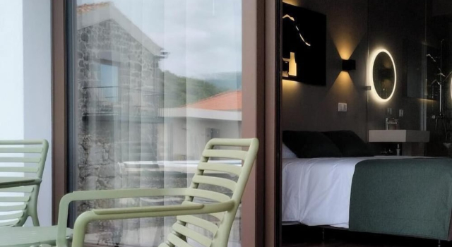 Refúgio dos Capelinhos - Villa e Suites, Reserva ahora Villa Cabañas en Abegoaria, Cabaña