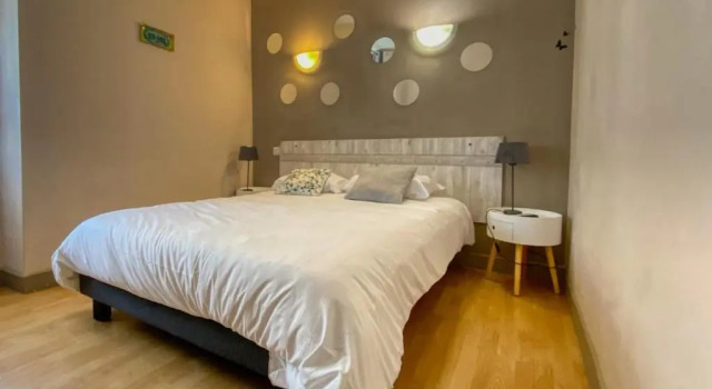 Двухместный номер Standard с видом на улицу Hôtel Le Ptit Monde