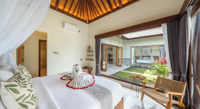 Вилла Deluxe c 1 комнатой с балконом и с видом на бассейн Pranaya Parama Ubud Villa by Nagisa Bali