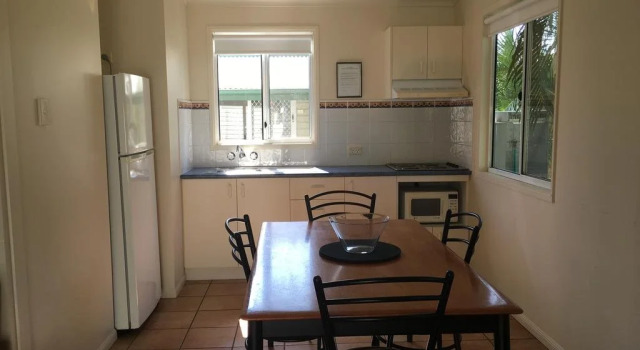 Cane Village Holiday Park, Забронировать Отель Бандаберг Fraser Coast