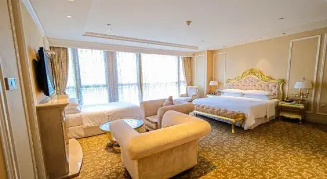 Семейный номер Standard Sheraton Chongqing Hotel