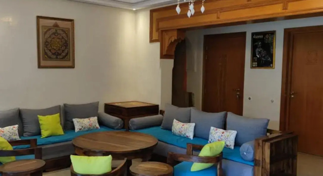 Bel Appartement dans une résidence Fermée avec piscine, Забронировать Апартаменты/квартира Отели Марракеш-Тенсифт-Эль-Хауз с парковкой, Парковка