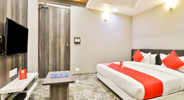 OYO 10962 Hotel Om Balaji, Réserver Hôtel Naroda Gujarat