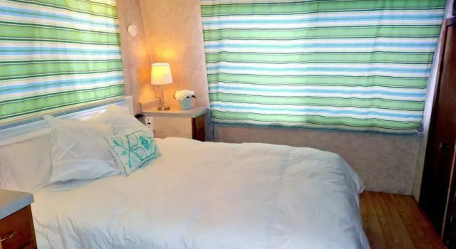 Bayou Rehab Houseboat Rental, Réserver Hôtel Pierre Part États-Unis