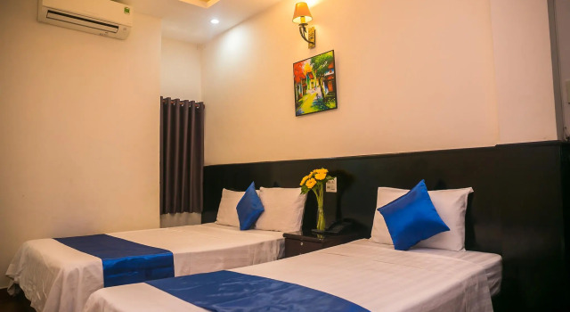 Трёхместный номер Standard Blue Star Hotel