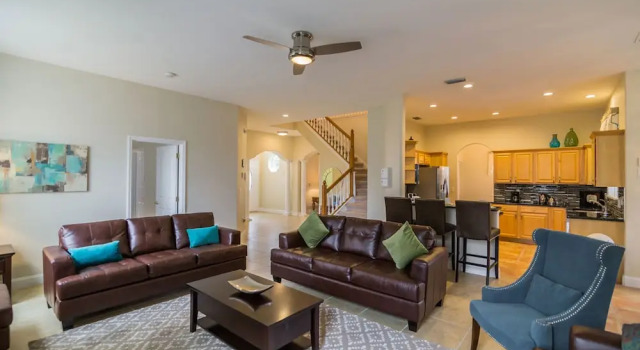 This 5 Bedrrom Vista Makes for a Grand Vacational Experience
