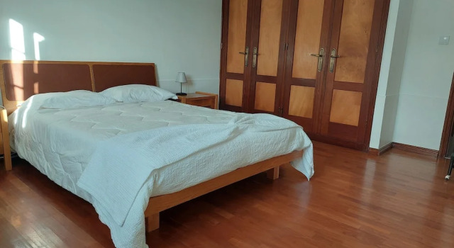 Коттедж с 3 комнатами с балконом и с видом на горы Casa da Adega