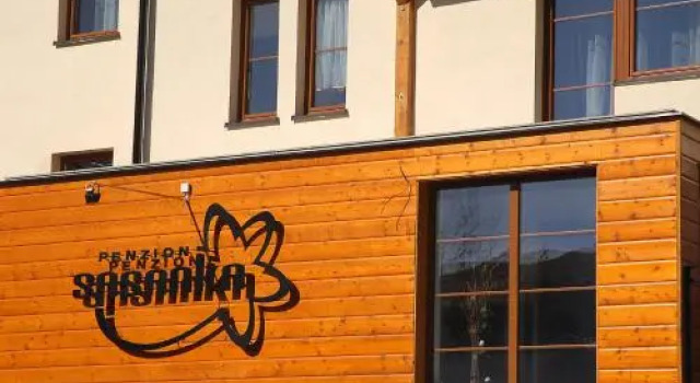 Penzion Sasanka, Rezervovat Hotel Hotely v Žilinský kraj s parkováním, Parkování