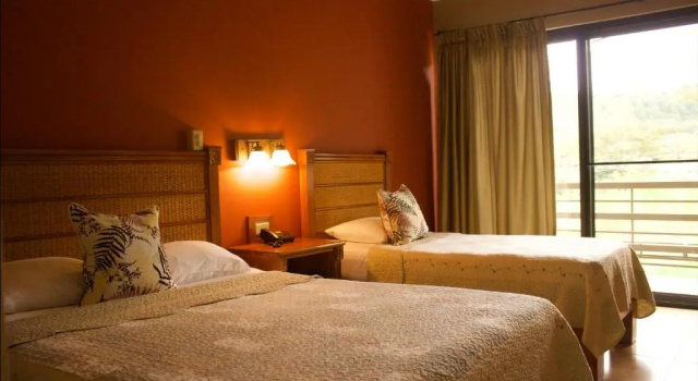 Трёхместный номер Standard Hotel Ladera