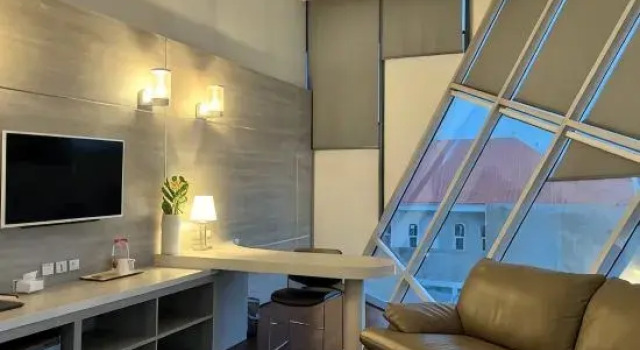 Suite Royal The Alimar Premier