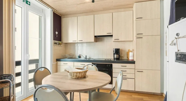 Attractive Apartment Near the Center, Prenota Appartamento Hotel a Flanders con parcheggio, Parcheggio