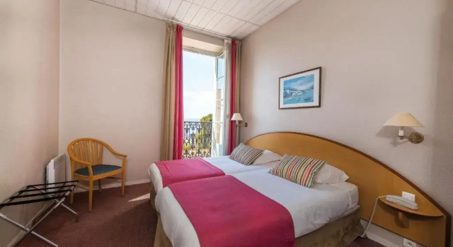 Двухместный номер Standard с видом на море Hôtel Vacances Bleues Balmoral