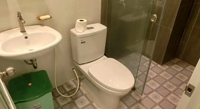 Кровать в общем номере Language Exchange Hostel 2