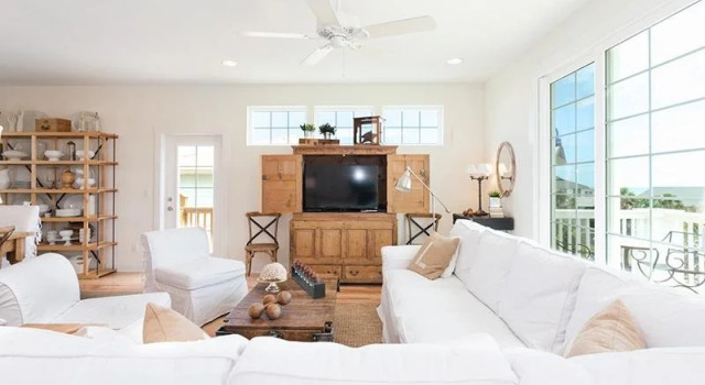 Upper Deck By Vacation Rental Pros