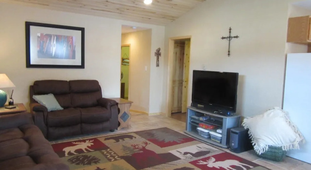 Gantt s Corner 3 Bedroom Holiday Home By Pinon Vacation Rentals