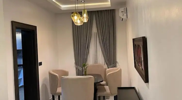 Апартаменты Executive All States Apartment
