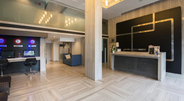 FX Hotel Metrolink Makkasan