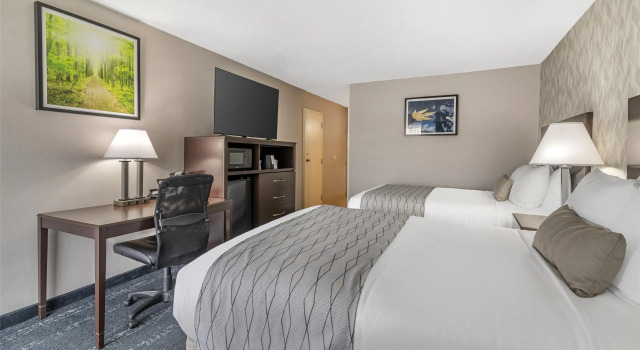 Четырёхместный номер Standard Best Western Plus Keene Hotel