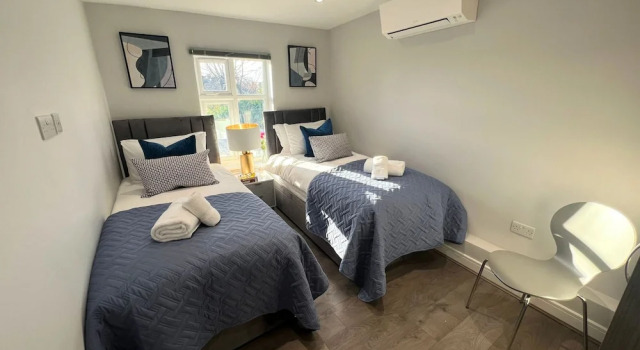 Апартаменты Classic Stanhope Road Apartments