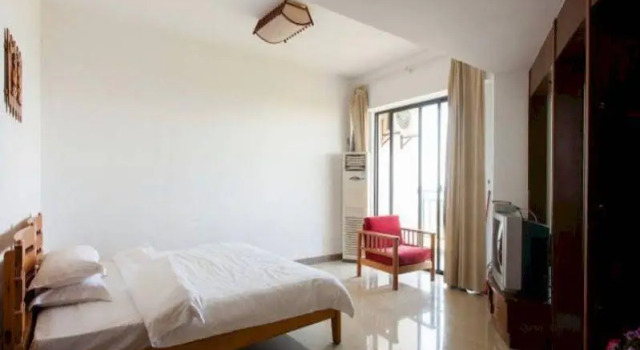 Blossom  Seaon, Book Hotel Haikou Hainan
