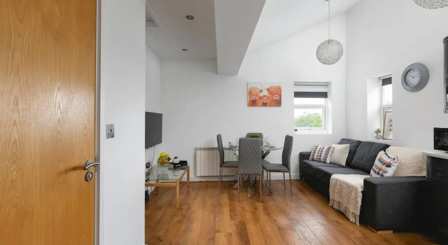 Skyvillion - Central Ldn 3bed Flat Ladbroke Grove, Varaa Huoneisto Asunnot kohteessa Merseyside, Huoneisto