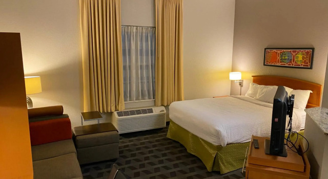 MainStay Suites Middleburg Heights Cleveland Airport