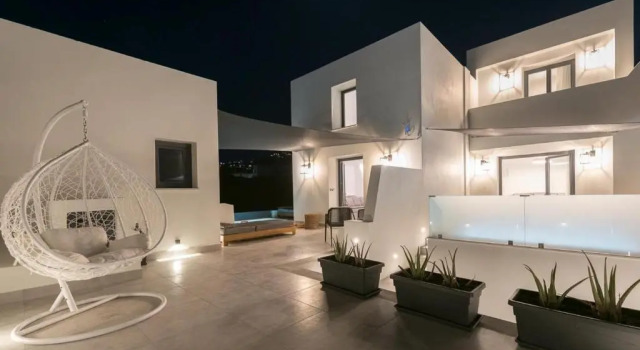 Люкс Superior с 2 комнатами Karat Suites