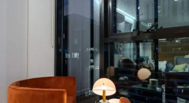 High-Rise CBD Apt L50 | Luxe City Views + Parking, Забронировать Отель Бизнес-отели Мельбурна, рядом с Australian Institute of Management, 4* 5*