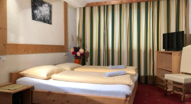 Ferienhof Kampfl, Rezervovat Hotel Hotely v Tyrolsko se snídaní, Snídaně