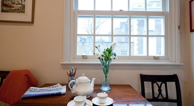 The London Agent Pimlico King Bed, Varaa Huoneisto Asunnot kohteessa Merseyside, Huoneisto