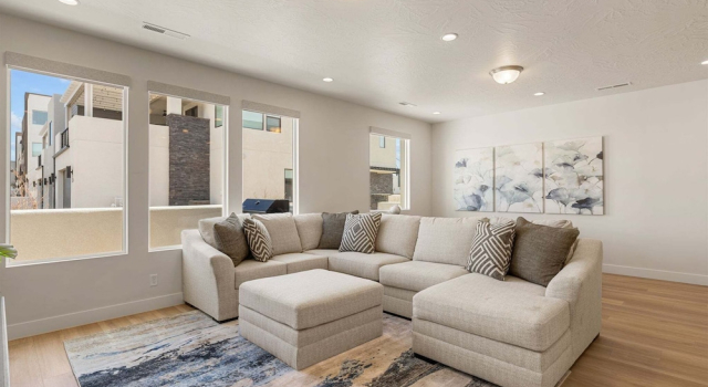 Rockaction Destination 5 Bedroom Townhouse, Varaa Lomakoti St. George 