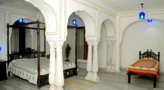 Dhula Garh  A Heritage Hotel, Забронировать Отель Отели штата Раджастхана 3 звезды, 3*