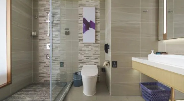 Кровать в общем номере (женский номер) Lavande Hotel (Alar Huyanghe Commercial Street)