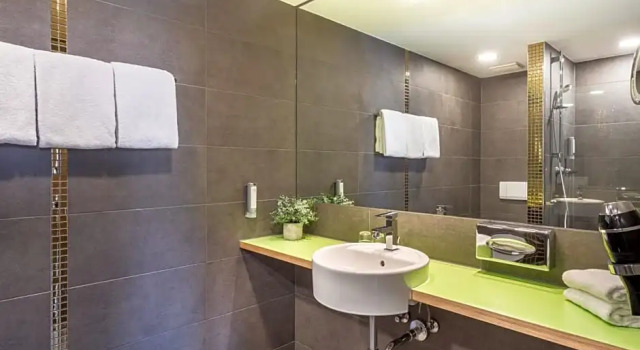Трёхместный номер Comfort Garner Hotel Stuhr - Bremen A1 by IHG