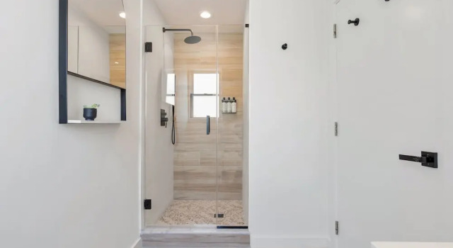 Четырёхместный номер Standard The St Laurent Social Club & Guest Rooms
