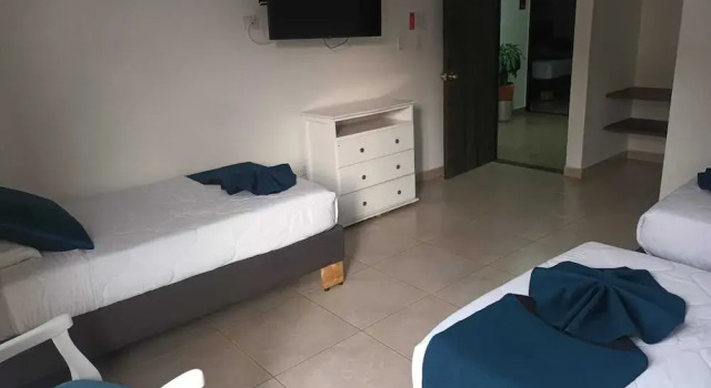 Standard quadruple famille chambre Hotel Monarka