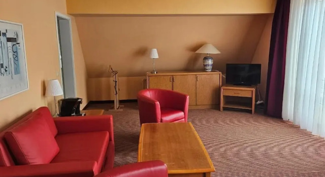 Люкс HK Hotel Düsseldorf City