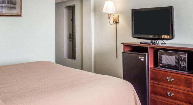 Двухместный номер Standard Quality Inn & Conference Center Franklin Downtown