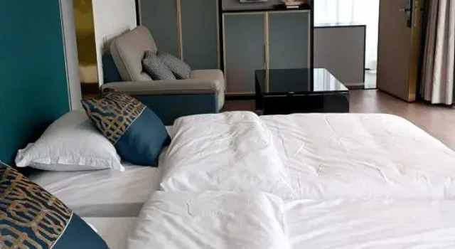 Люкс Jiangshan Sanshi Yichuan Homestay