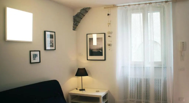 Holiday House Alla Torre, Prenota Appartamento Hotel a Como con parcheggio, Parcheggio