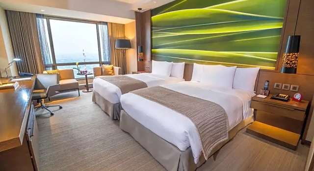 Номер Deluxe с видом на город Marco Polo Ortigas Manila