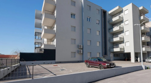 Awesome Apartment in Makarska With Wifi and 1 Bedrooms, Забронировать Апартаменты/квартира Апартаменты Макарска, рядом с Набережная Рива (Макарска), Апартаменты/квартира