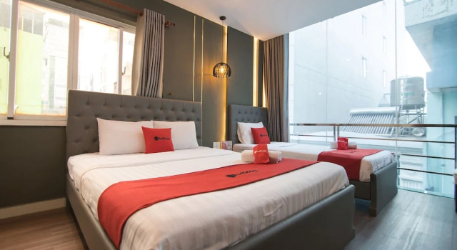 Reddoorz Plus Near Saigon Centre, Забронировать Отель Bad Gastein Хошимин, рядом с Парк Тао Дан