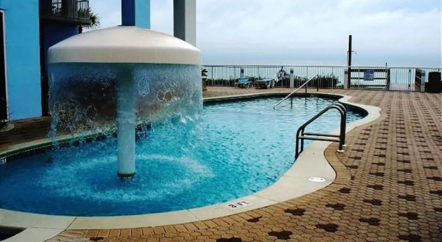 Majestic Beach Tower 2 701 185390 by RedAwning, Rezerwuj Hotel Hotele w Panhandle Florida z basenem, Basen